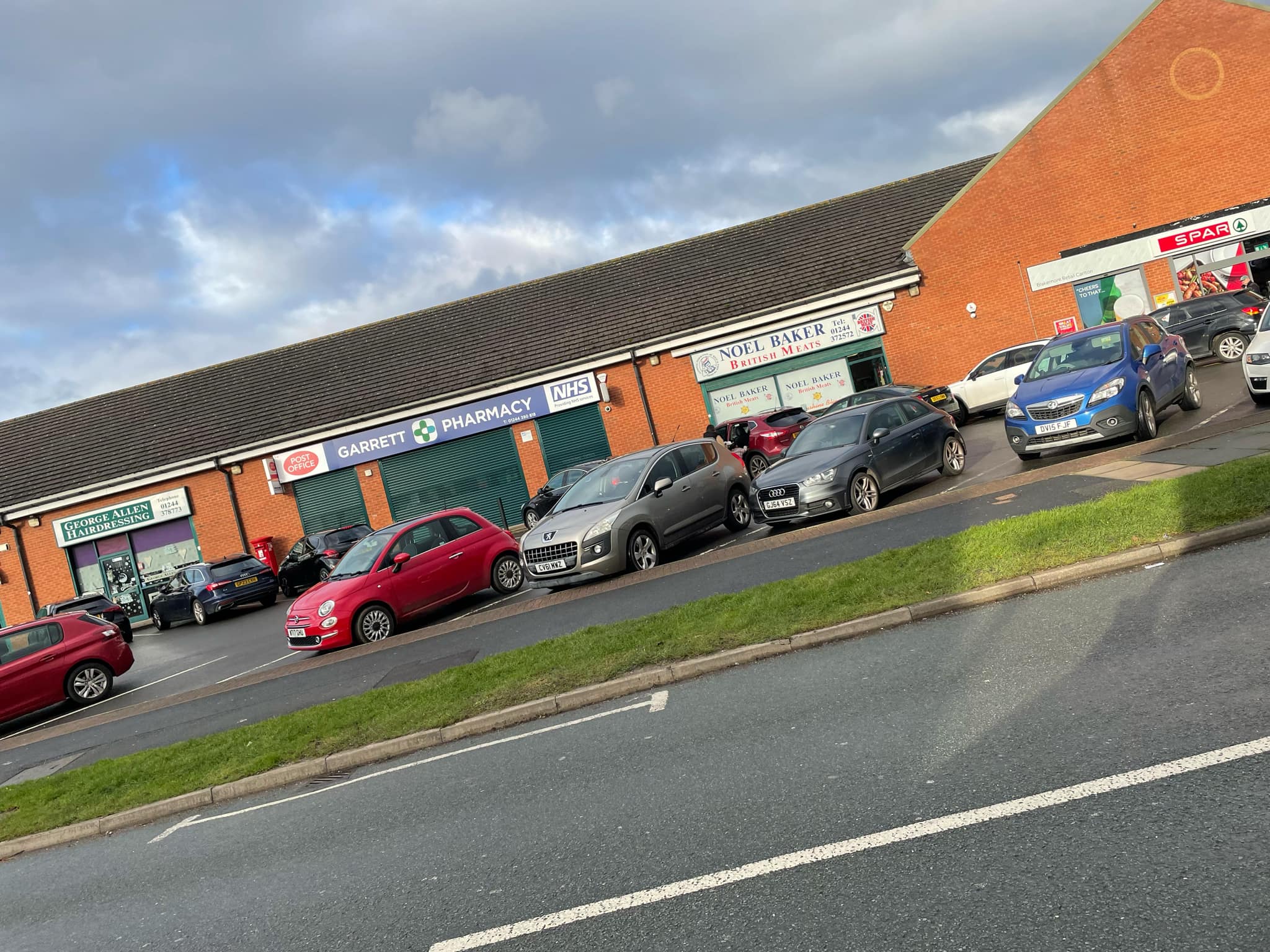 Hairdresser, pharmacy, butcher and supermarket